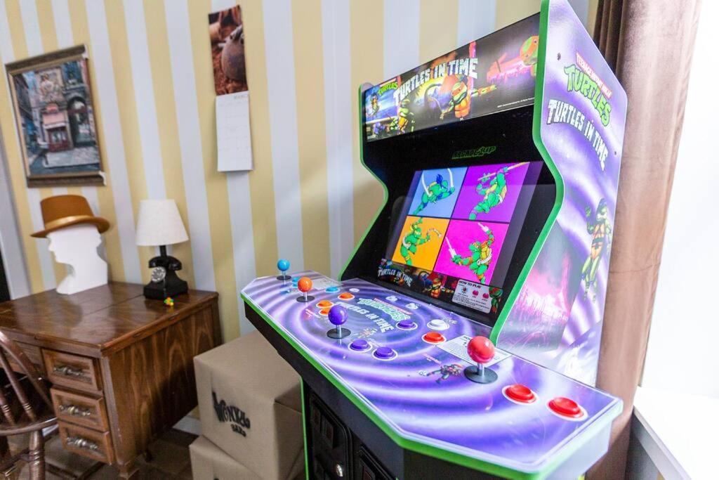 Villa King Bed / Free Parking / Arcade / Bbq / Patio Pittsburgh Esterno foto