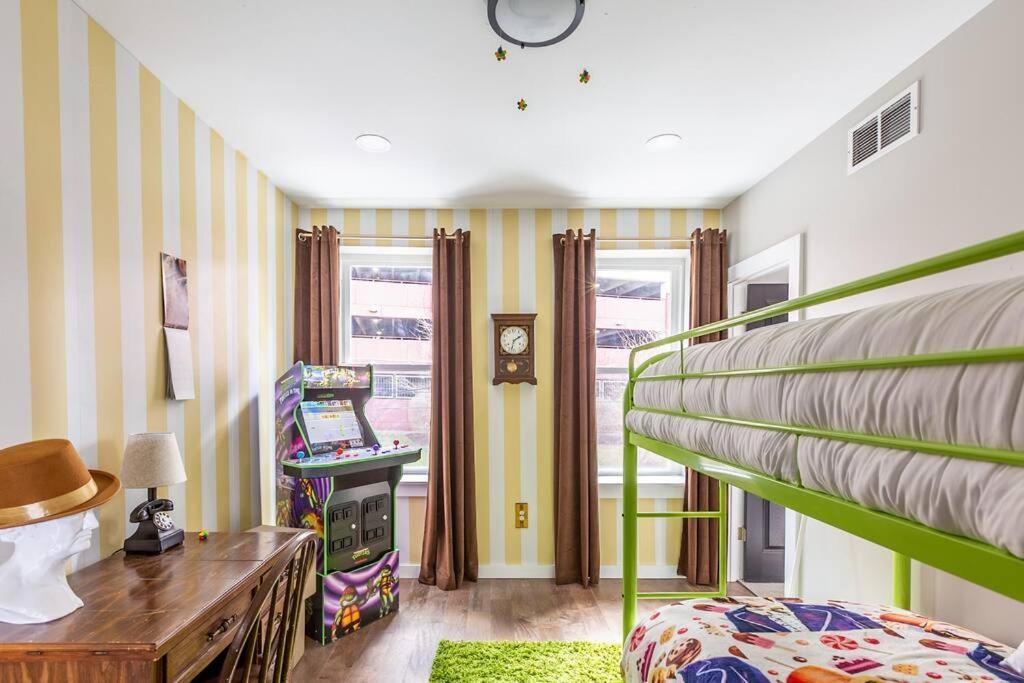 Villa King Bed / Free Parking / Arcade / Bbq / Patio Pittsburgh Esterno foto